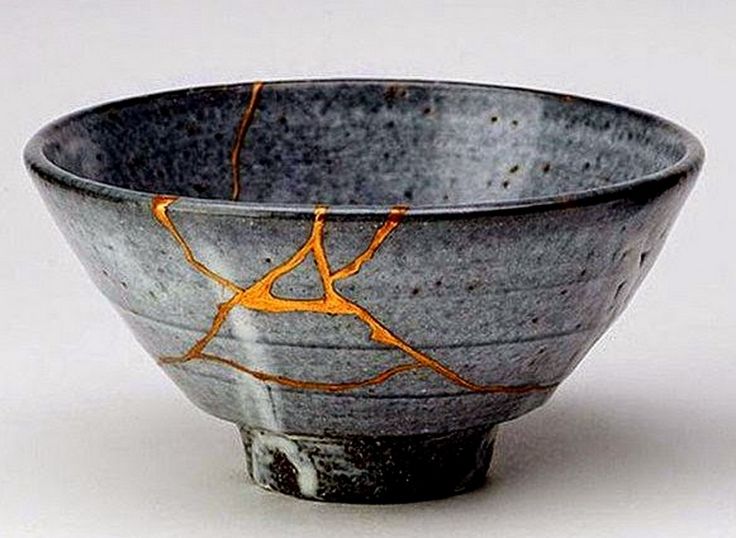 kintsugi or kintsukuroi